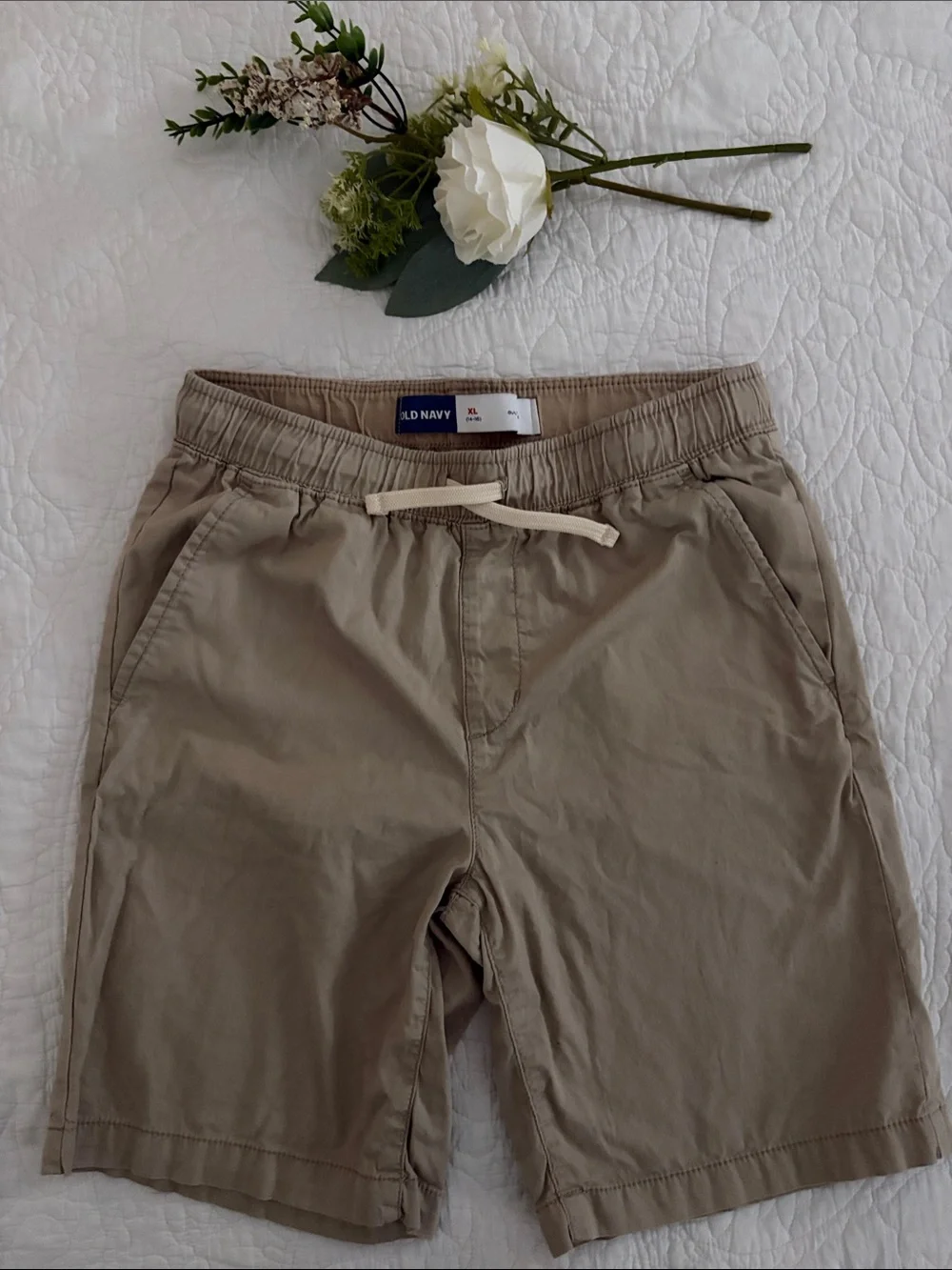 Old Navy boys Light khaki Drawstring Hybrid Shorts